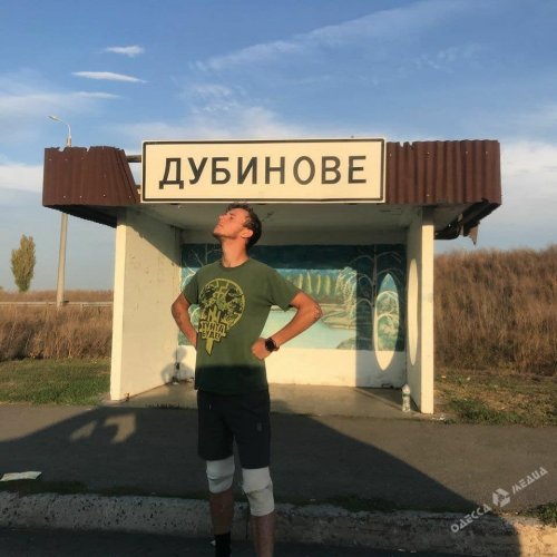 Пешком в Киев из Одессы за 11 дней: одессит пока отстает от запланированного графика на 30 км