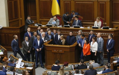 Юлия Тимошенко: «Попытку протянуть решение о продаже земли за закрытой дверью остановлено»