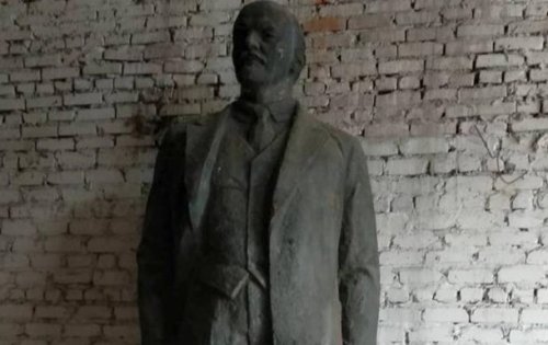 СЕТАМ ищет памятники Ленину для их продажи на аукционе