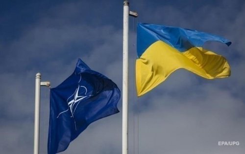 Украина не будет повторять заявку в НАТО, чтобы "не быть попугаем" - МИД