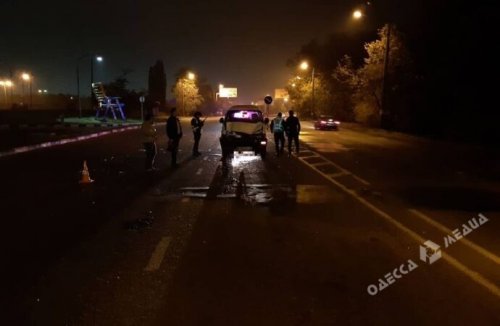 Ночью на Овидиопольской дороге произошло ДТП: есть пострадавшие