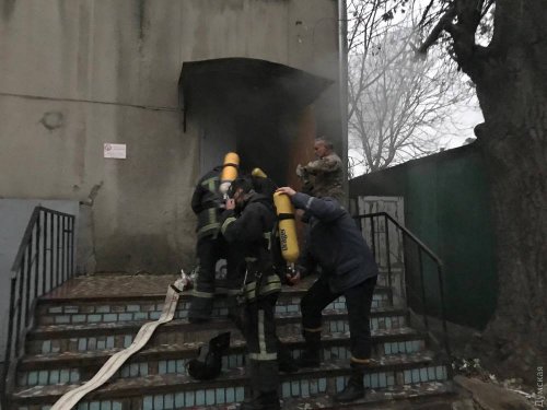 В здании ПТУ на Хмельницкого горел учебный класс