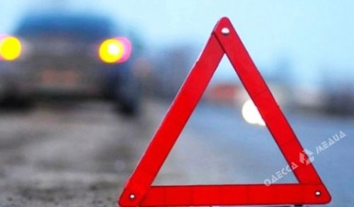 В Одесской области водитель легковушки не справился с управлением и попал в ДТП: есть погибшие