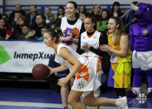 В Одессе вновь стартует баскетбольная школьная лига: что она собой представляет и почему это важно