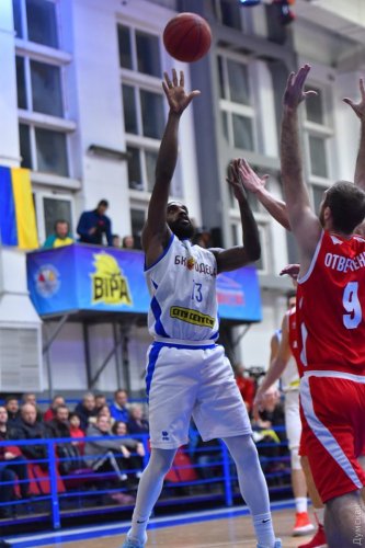 Дотерпели! Баскетбольная команда «Одесса» продолжает гонку за лидером