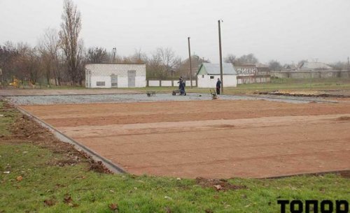 В Болграде строят мультифункциональную спортплощадку