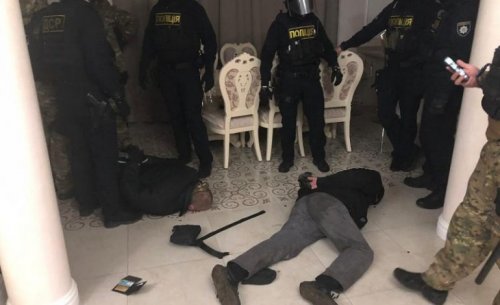 Оружие, амфетамин, разбои: в Одесской области задержали преступную группировку (фото)
