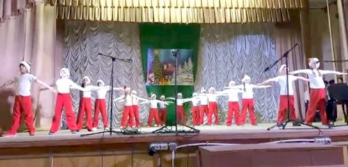 Новогодняя карусель: в Арцизе состоялся отчётный концерт музыкальной школы (фото)