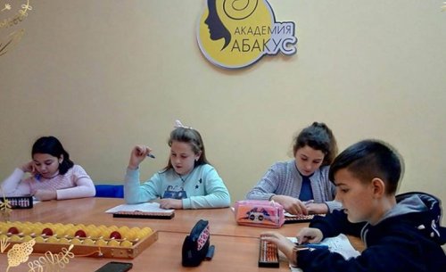 В Болграде дети учатся ментальной арифметике