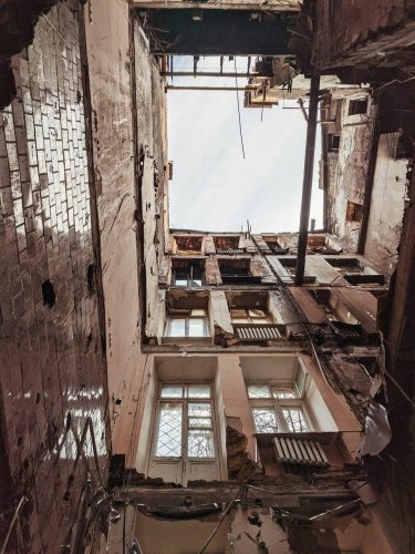 Одесская ОГА попросит у Минобразования денег на временную крышу для горевшего дома Асвадурова