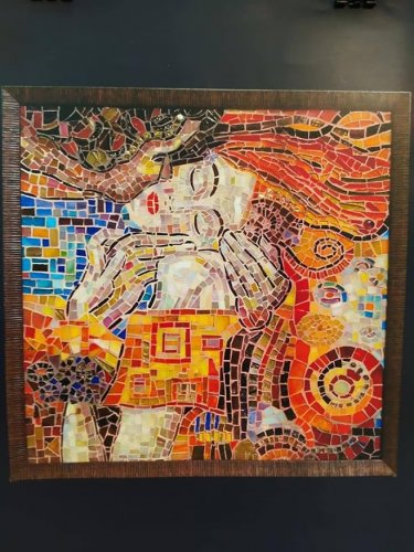 В Одессе показали удивительные картины из мозаики (фото)