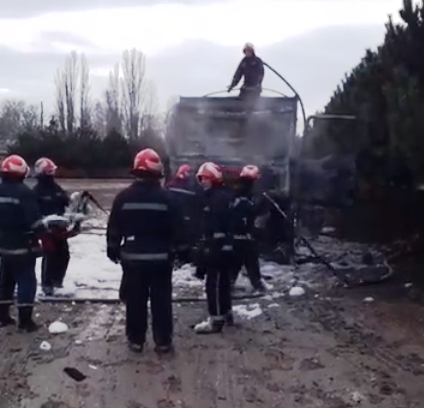 В Черноморске во время пожара погиб водитель фуры