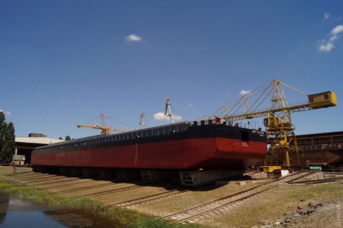 Украинское Дунайское пароходство хочет возить грузы по Днепру