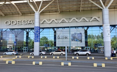 Завтра одесский аэропорт закроется на ремонт на полдня