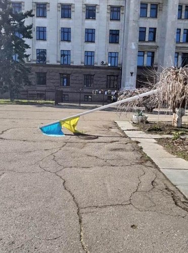На Куликовом поле упала мачта с украинским флагом. Диверсия или случайность?