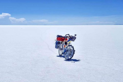 Одессит Руслан Верин пересек самую большую соляную пустыню в мире (фото)