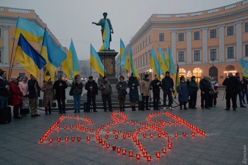 В Одессе почтили память Небесной Сотни (фото, видео)
