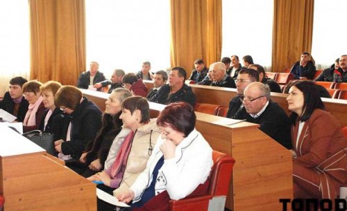 Депутаты Болградского района приняли обращение по ремонту дорог