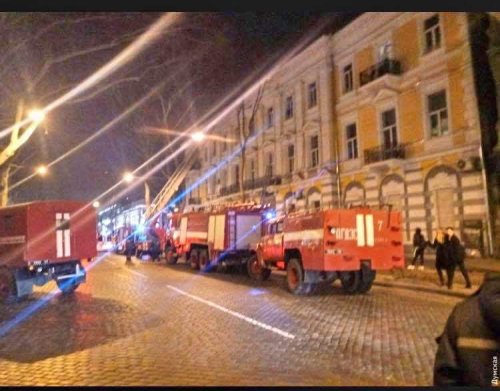 На Пушкинской в старинном здании во время пожара обвалилась лестница