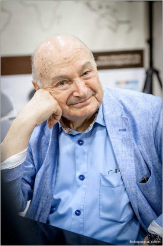 Михаилу Жванецкому сегодня исполнилось 86 лет