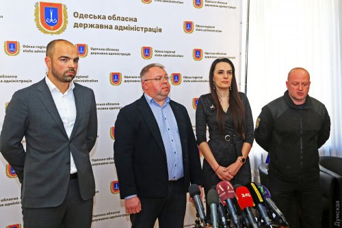 Одесская ОГА рекомендует ограничить работу торговых точек и хочет приобрести пять аппаратов ИВЛ