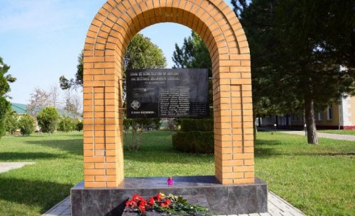 Пограничники Измаильского отряда почтили память собратьев, погибших в авиакатастрофе 12 лет назад