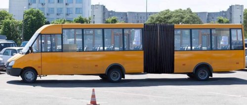 Одесские маршрутчики придумали, как возить больше пассажиров во время карантина