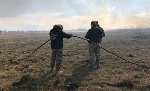 В Одесской области на границе с Молдовой пограничники обнаружили 500-метровый спиртопровод