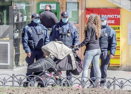 Одесситов начали выпроваживать из парков (фото)