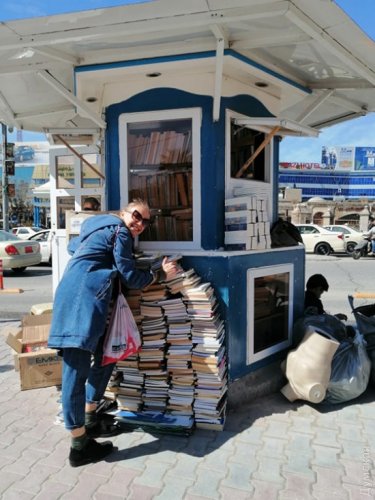 Запрет на маски, внезапная любовь к спорту и следящий за всеми «Большой брат»: карантин глазами одесситов во всем мире