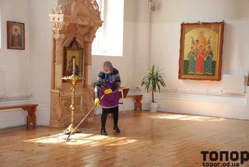 В Болграде освящают пасхальные приношения