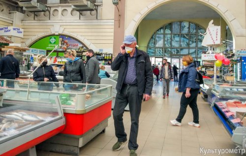 Как выглядит и что продают на закрытом Привозе сегодня (фото)