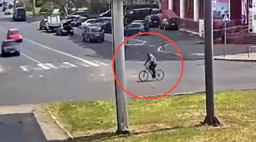 На Таирова украли велосипед за 10 секунд (видео)