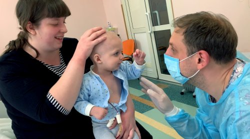 В Украине впервые пересадили костный мозг от неродственного донора