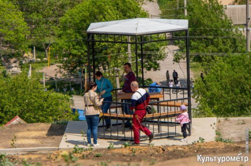 На Жеваховой горе в Одессе появилась огромная надпись (фото)