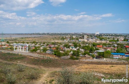 На Жеваховой горе в Одессе появилась огромная надпись (фото)