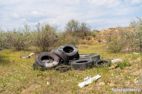 На Жеваховой горе в Одессе появилась огромная надпись (фото)