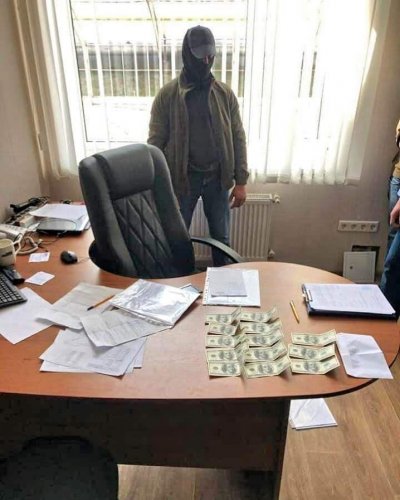 СБУ задержала начальника таможенного поста «Черноморск» на взятке в 1300 долларов