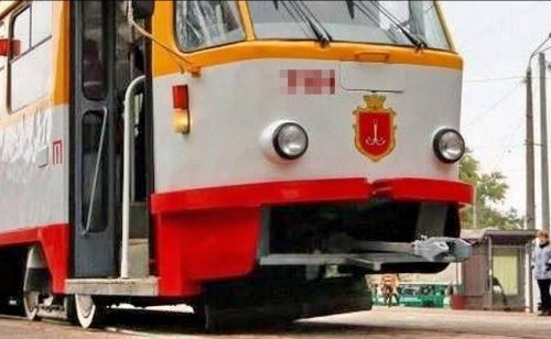Одесские трамваи, троллейбусы и маршрутки начинают работать в обычном режиме