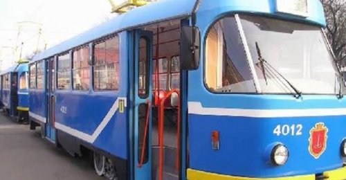 Одесса: на Фонтане трамвай сошел с рельсов