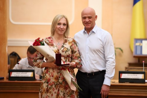 В Одессе еще 15 мам получили звание «Мать-героиня»