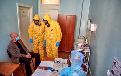Новый коронавирусный антирекорд в Украине: 829 человек за сутки