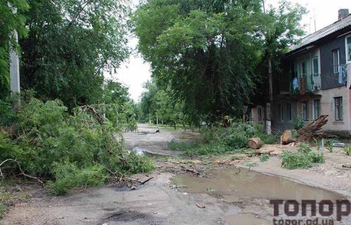 В Болграде и районе борются с последствиями стихии