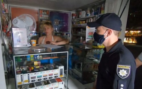 В торговых и развлекательных заведениях Украины обнаружили сотни нарушений карантина