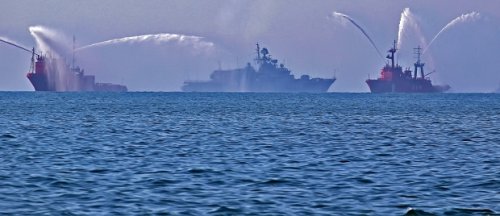В Одесском заливе продолжают репетировать военно-морской парад для Зеленского: других зрителей и прессу не ждут