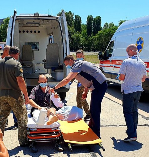 В Одессу доставили раненных бойцов с Донбасса