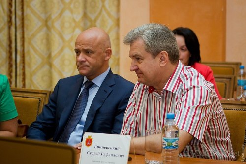 Труханов объединяется с Гриневецким: экс-губернатор будет первым в списке «доверяющих»