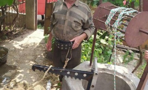 В Белгород-Днестровском пенсионер упал в шестиметровый колодец