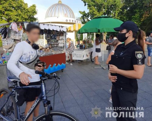 В Одессе составили свыше 20 протоколов на уличных фотографов с животными
