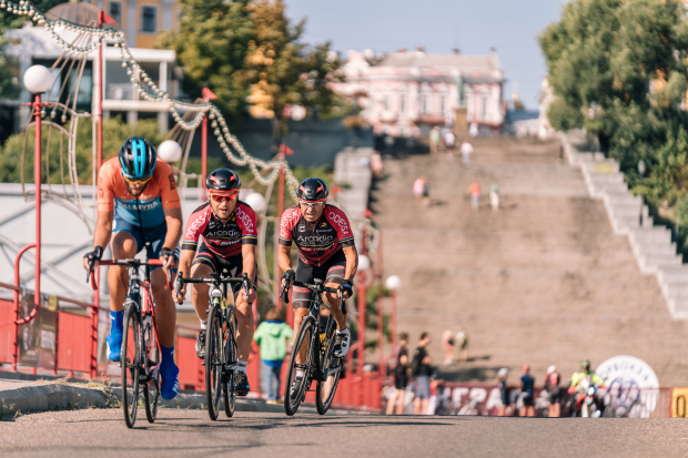 Odessa Gran Prix: в центре города эффектно соревновались велосипедисты